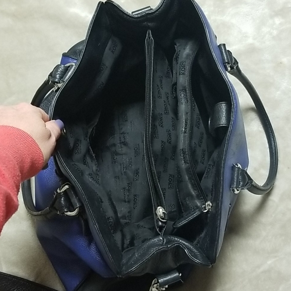 Michael Kors Blue Black Genuine Leather Handbag - Picture 4 of 4